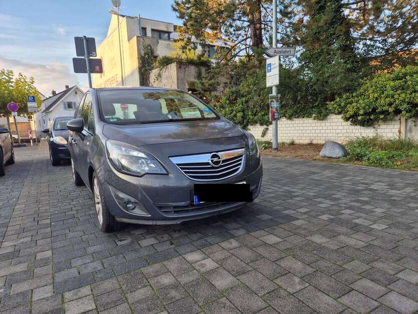 Opel Meriva 67.000 km 7.500 € Weiterstadt 64331