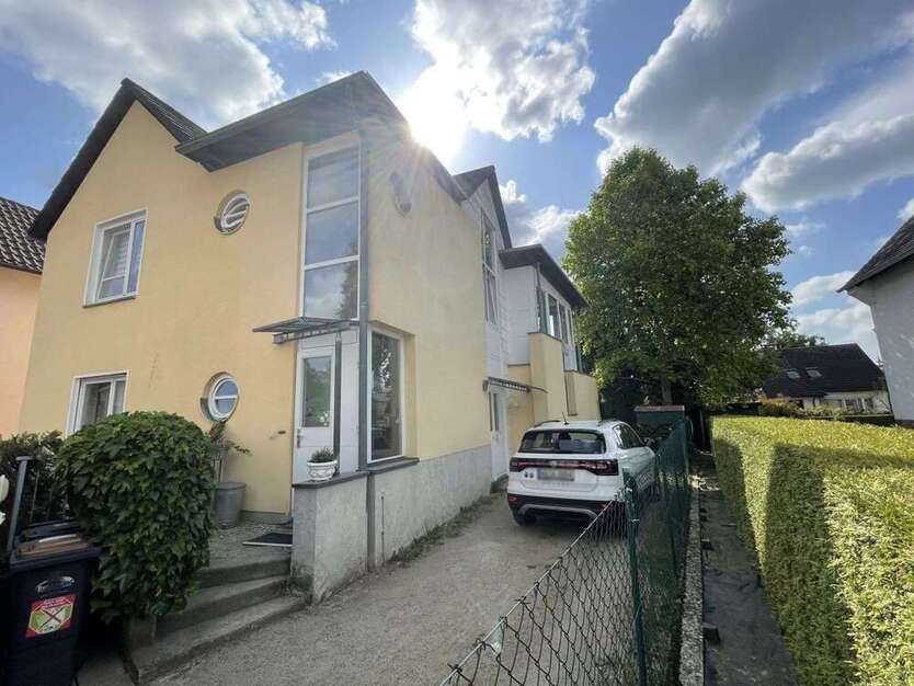 Haus zum Kaufen in Bad Homburg vor der Höhe 949.000 € 191.03 m²