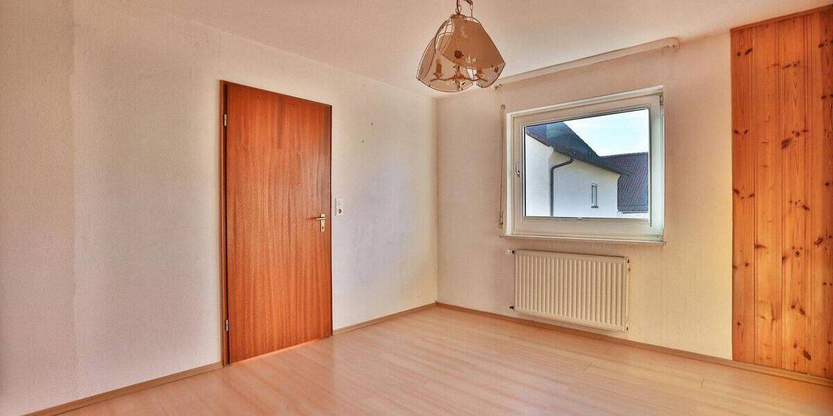 Einfamilienhaus Freigericht Somborn - 8 Zimmer, 130 m&sup2;, 379.000&euro; | Angebot:26857704