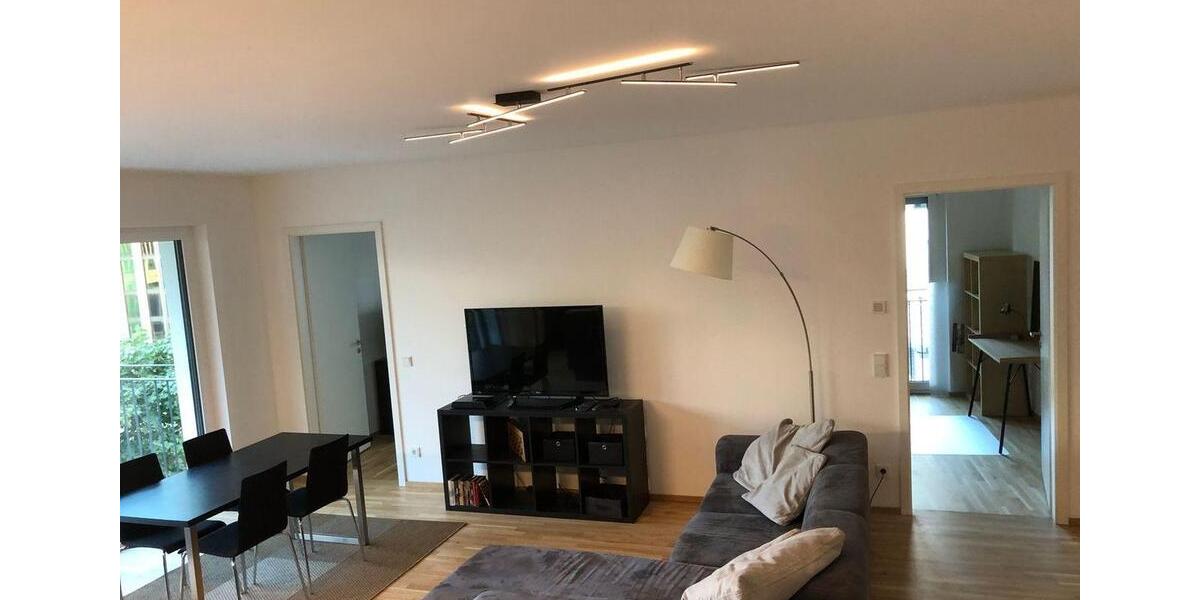 Etagenwohnung Frankfurt am Main Innenstadt 1 - 4 Zimmer, 102 m&sup2;, 1.800&euro; | Angebot:26050996