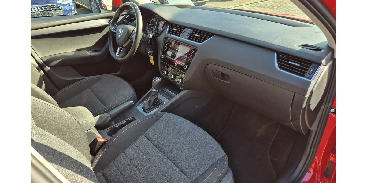 Skoda Octavia 1,5 TSI Soleil DSG, Klimaauto., PDC 96.715 km 14.890 &euro; Rodgau 63110