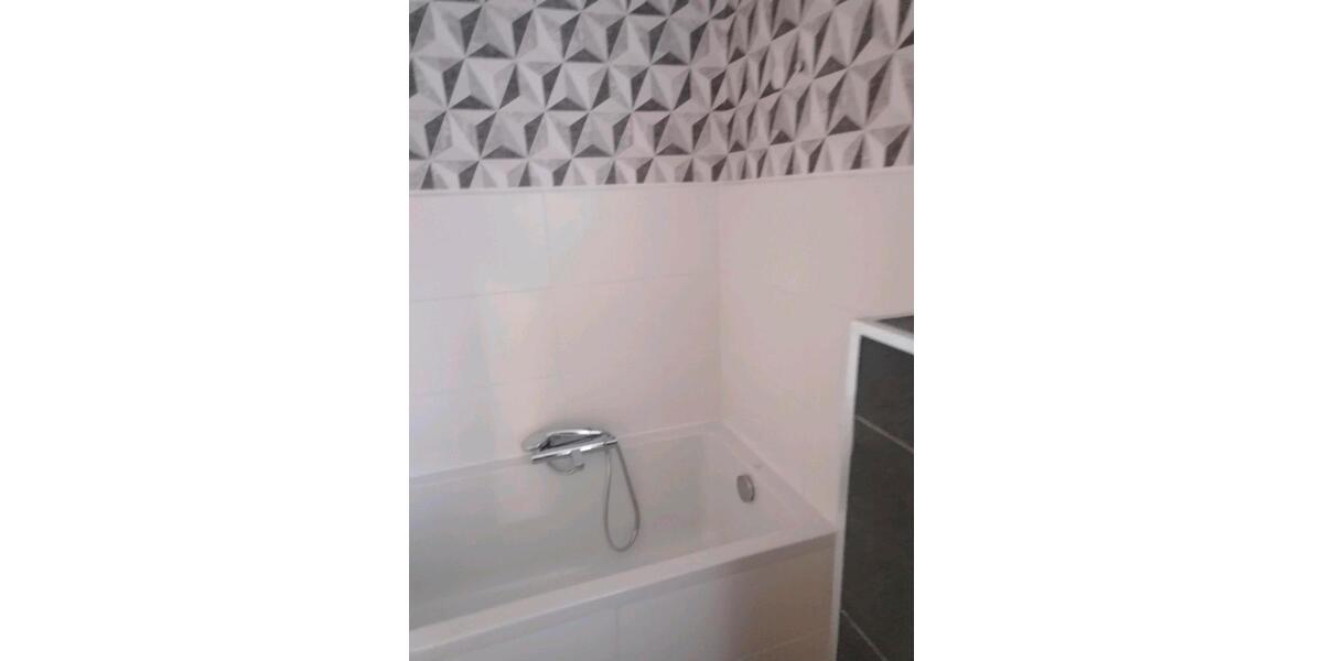 Einfamilienhaus Hanau - 6 Zimmer, 160 m&sup2;, 1.300&euro; | Angebot:26327927