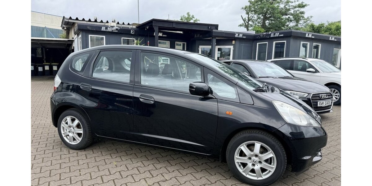 Honda Jazz 1.2 Trend/1Hand/Scheckheft 143.100 km 3.290 &euro; Frankfurt 60386
