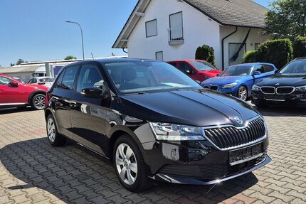Skoda Fabia Ambition, Klima, Kamera, Carplay, Navi 41.400 km 14.890 &euro; Rodgau 63110