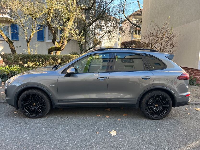 Porsche Cayenne 160.000 km 35.000 € Darmstadt 64283
