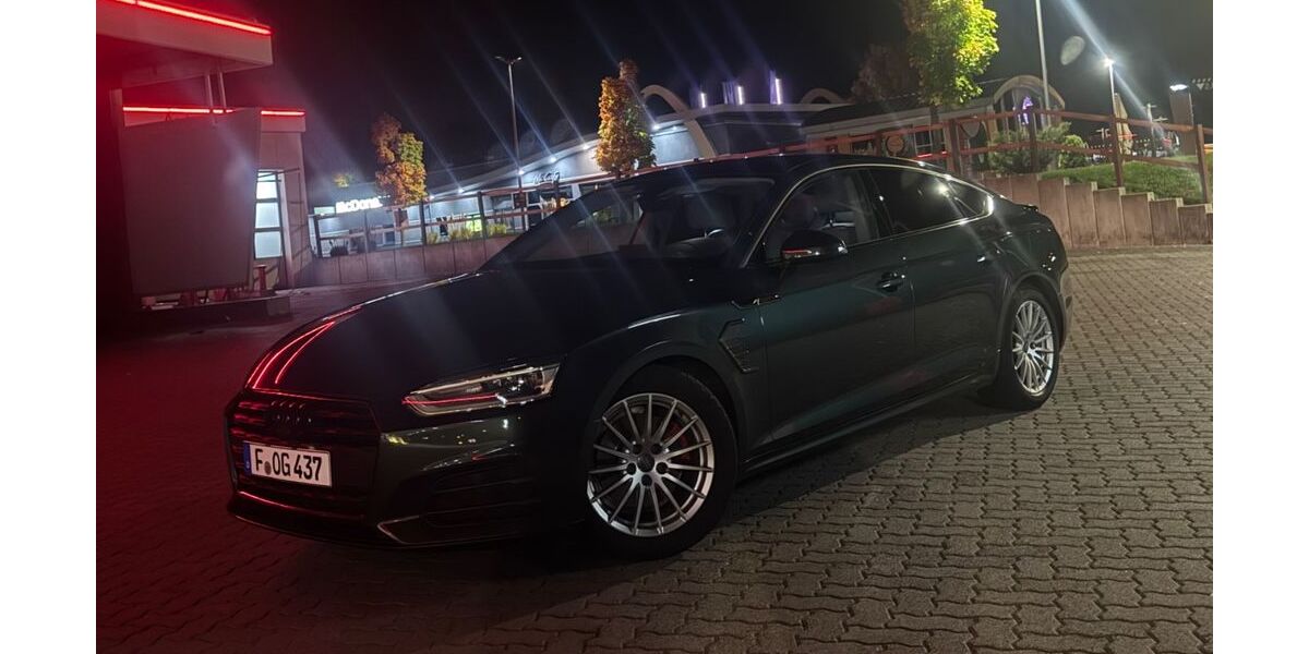 Audi A5 185.000 km 17.999 &euro; Frankfurt am Main 60437