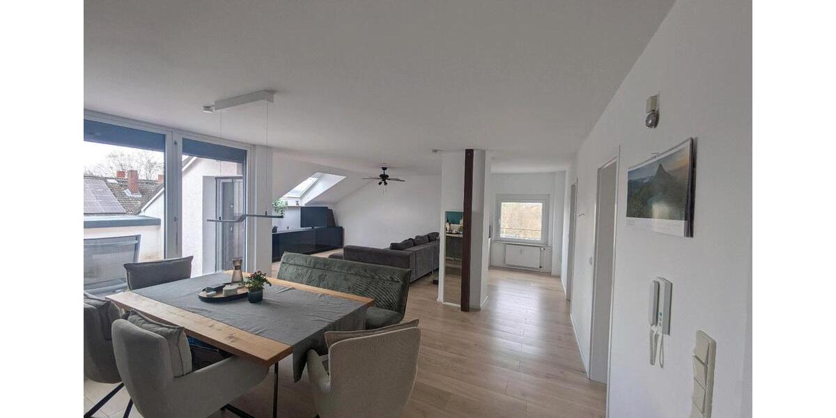 Dachgeschoßwohnung Bad Nauheim - 3 Zimmer, 91 m&sup2;, 305.000&euro; | Angebot:26348396