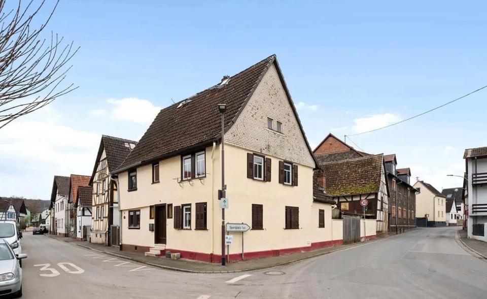 Reihenhaus Florstadt - 4 Zimmer, 95 m&sup2;, 1.250&euro; | Angebot:25934027