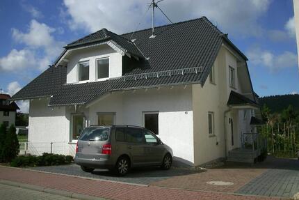 Haus Glashütten - 8 Zimmer, 247 m&sup2;, 2.730&euro; | Angebot:26226421