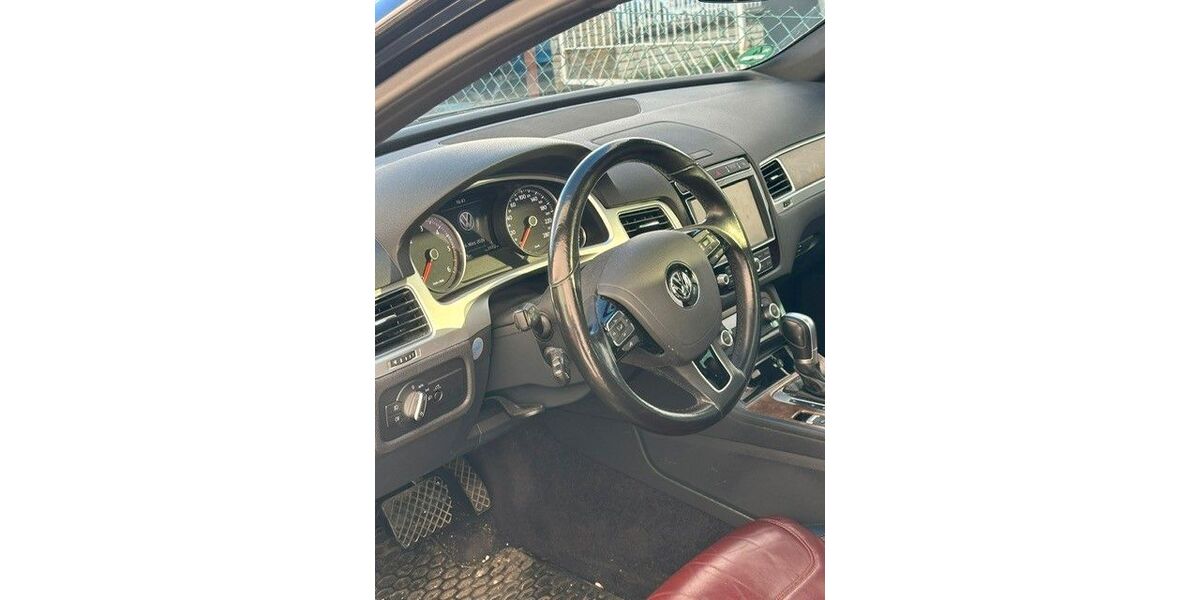 VW Touareg 151.000 km 20.900 &euro; Rosbach 61191