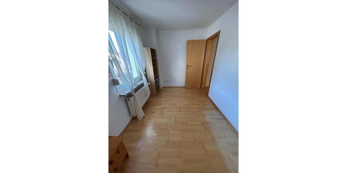 Einfamilienhaus Bruchköbel - 6 Zimmer, 100 m&sup2;, 1.750&euro; | Angebot:26127321