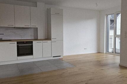 Bitte um schriftl. Anfrage: Ruhige 3 Zi. WHG in zentraler Lage von Bad Homburg zu vermieten. zimmer