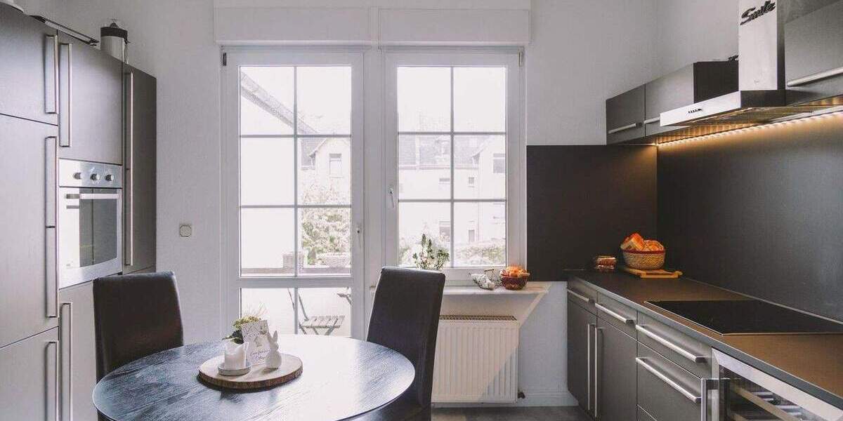 Etagenwohnung Hanau - 3 Zimmer, 140 m&sup2;, 2.000&euro; | Angebot:25751268