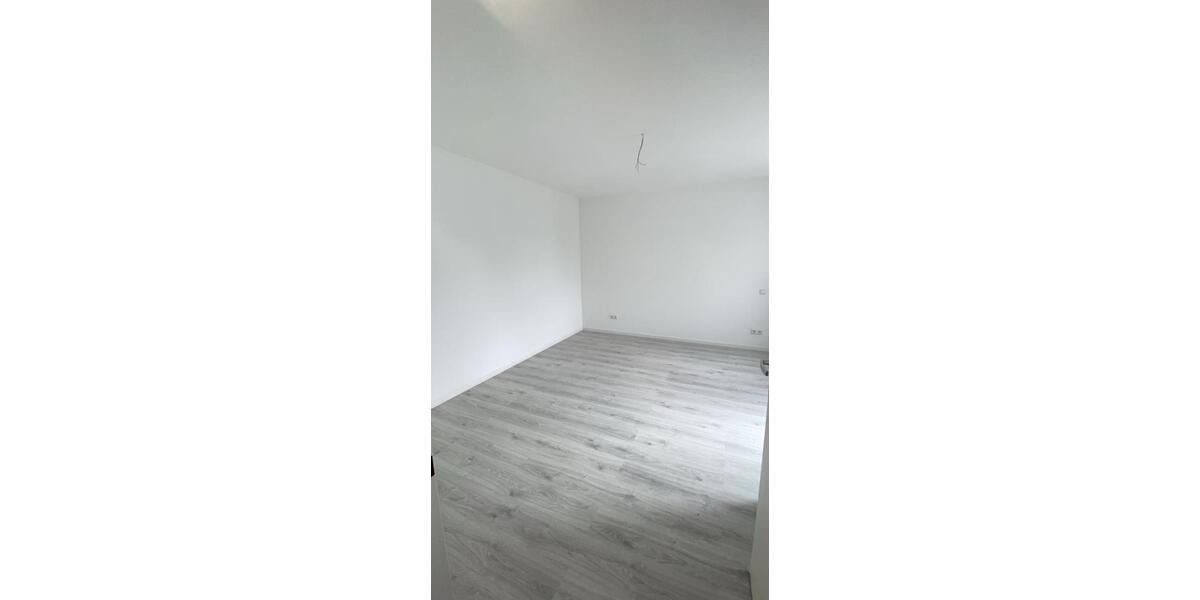 Etagenwohnung Altenstadt - 5.5 Zimmer, 125 m&sup2;, 1.450&euro; | Angebot:25994572