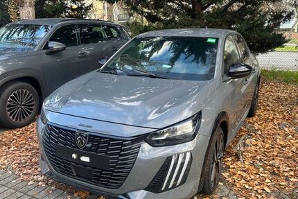 Peugeot 208 12.878 km 19.280 &euro; Rüsselsheim 65428