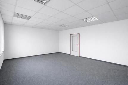 Lager-Büro-Hobbyfläche im Erdgeschoss | 35 m2 | WC | Küche zimmer