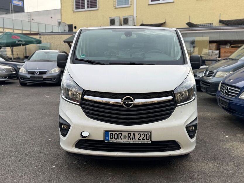 Opel Vivaro 127.000 km 4.999 € Dreieich 63303