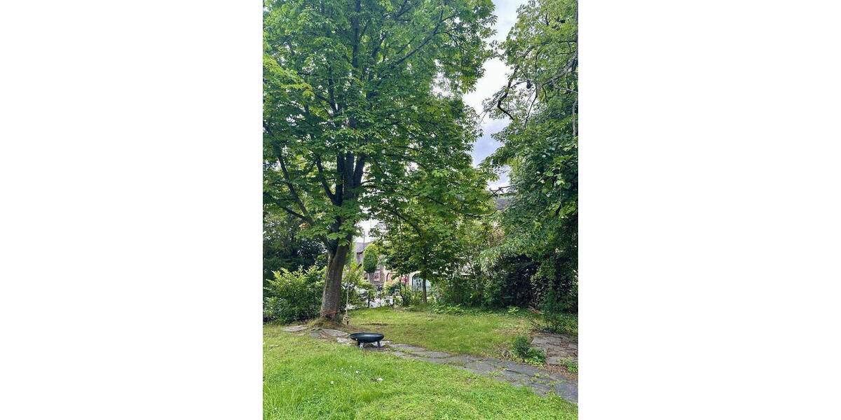 Etagenwohnung Bad Homburg Kirdorf - 5 Zimmer, 140 m&sup2;, 2.600&euro; | Angebot:26838205