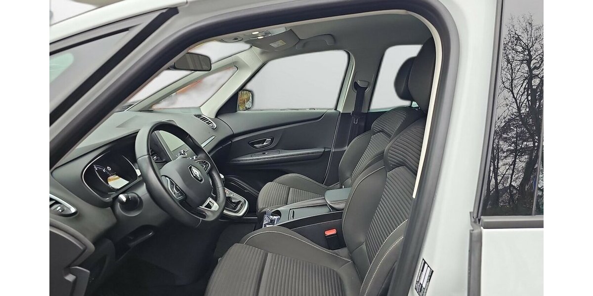 Renault Scenic Grand Equilibre Kamera, RATE 196,- 55.281 km 19.690 &euro; Schwalbach/Taunus 65824