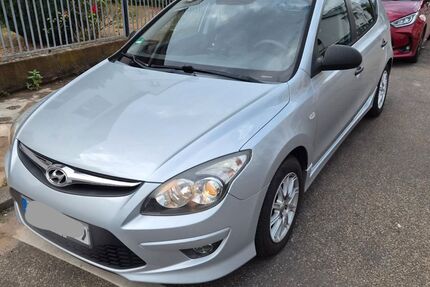Hyundai i30 198.000 km 2.500 &euro; Hanau 63452