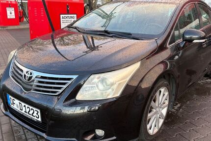 Toyota Avensis 230.000 km 4.750 &euro; Offenbach 63071