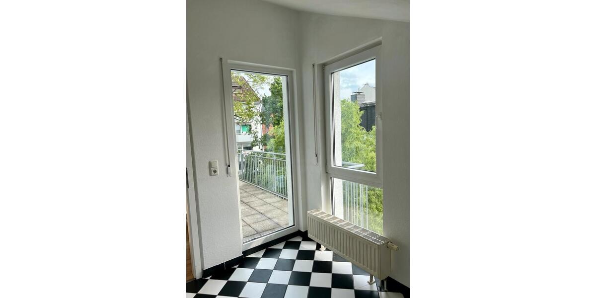 Etagenwohnung Frankfurt am Main Niederrad - 3 Zimmer, 82 m&sup2;, 1.860&euro; | Angebot:26581600