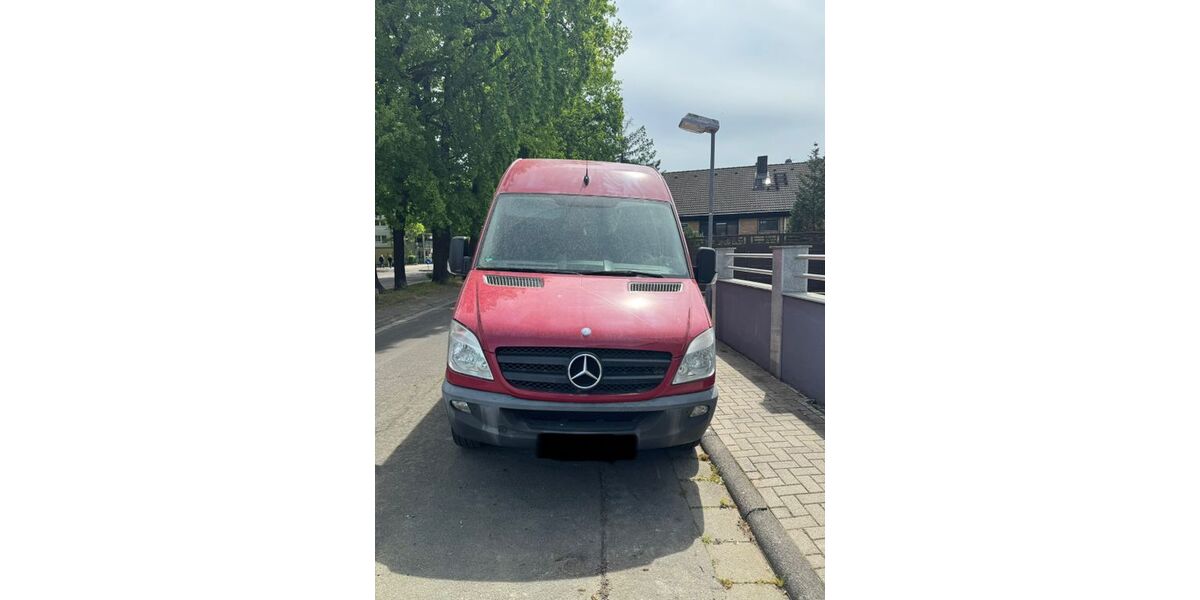 Mercedes-Benz Sprinter 165.500 km 11.750 &euro; Obertshausen 63179