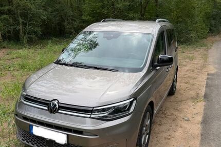 VW Caddy 81.500 km 23.950 &euro; Hanau 63454