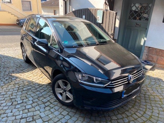 VW Golf Sportsvan 167.440 km 8.400 &euro; Schöneck Hess 61137