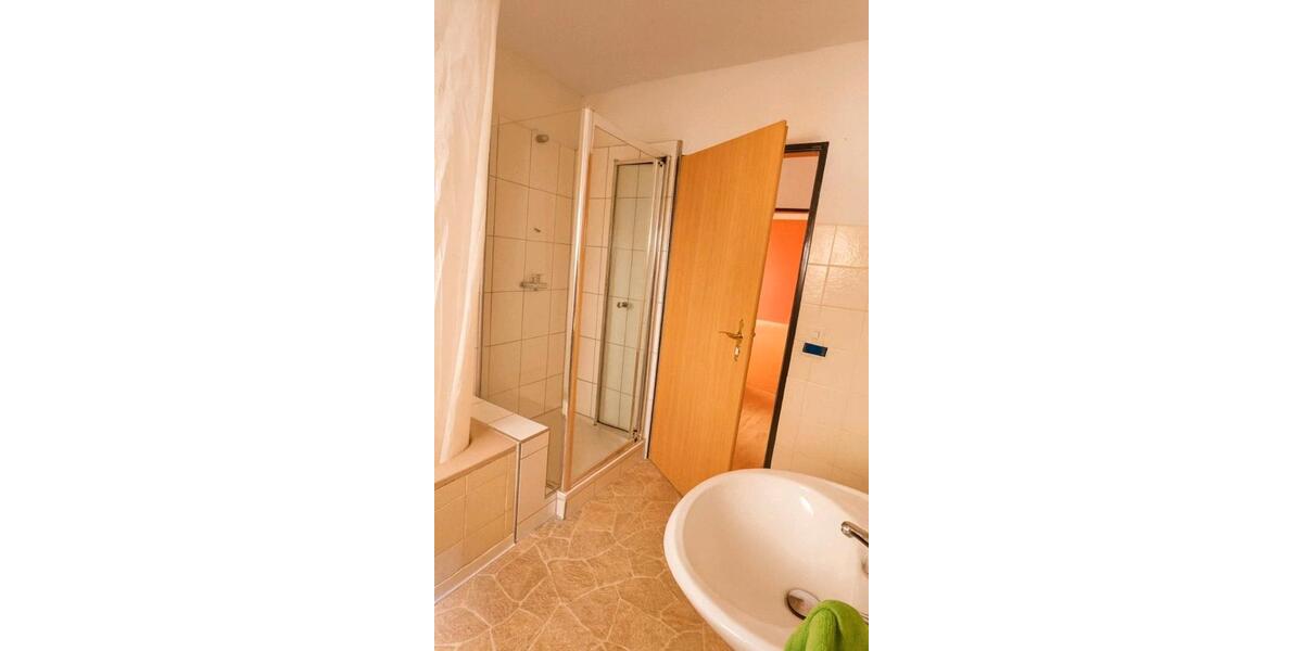 Etagenwohnung Hanau Lamboy - 3 Zimmer, 90 m&sup2;, 30&euro; | Angebot:26613274