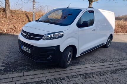 Opel Vivaro 62.000 km 14.700 &euro; Groß zimmern 64846