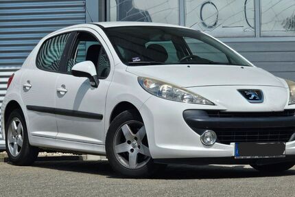 Peugeot 207 163.000 km 2.250 &euro; Friedrichsdorf (10 Min. nördlich von Frankfurt/M) 61381