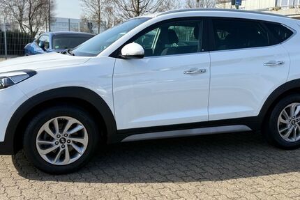 Hyundai TUCSON 162.790 km 9.450 &euro; Hanau 63452