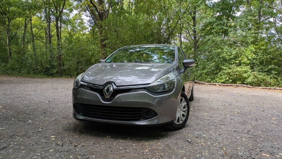 Renault Clio 217.000 km 3.000 € Frankfurt am Main 60316