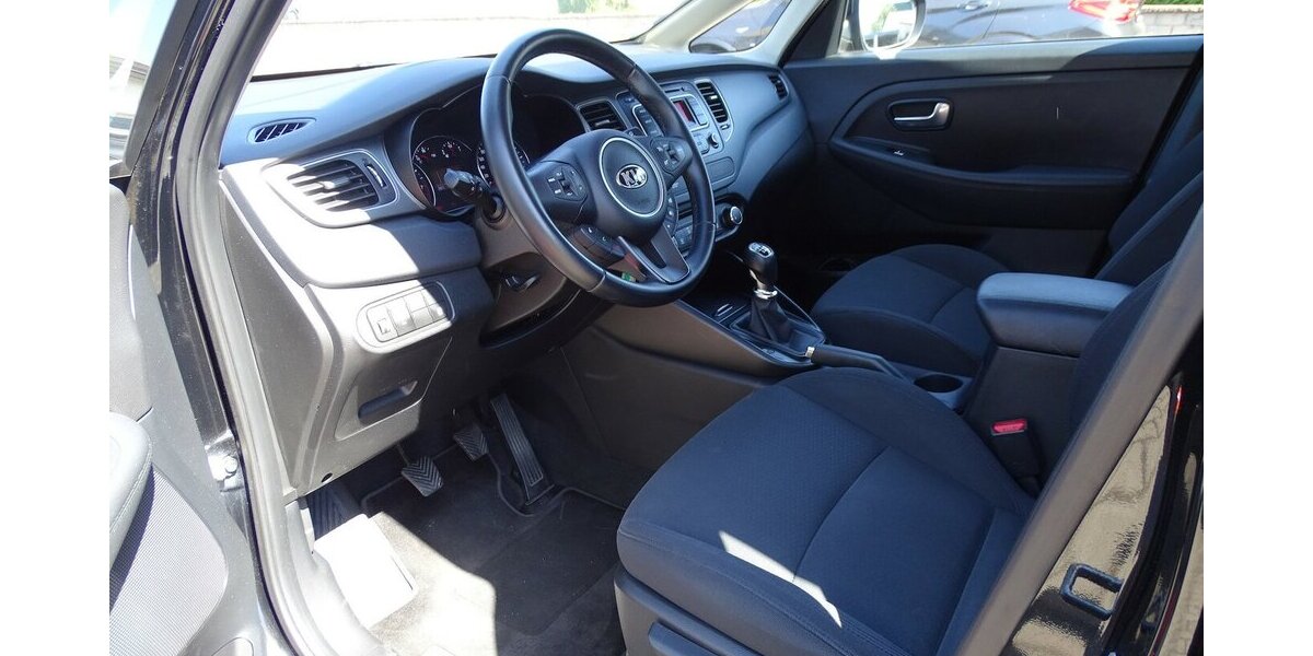 Kia Carens 1,6l Edition 7, Klima, 7-Sitzer, Sitzheizun 46.244 km 13.990 &euro; Rodgau 63110