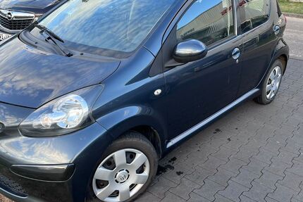 Toyota Aygo (X) 53.805 km 3.800 &euro; Dietzenbach 63128