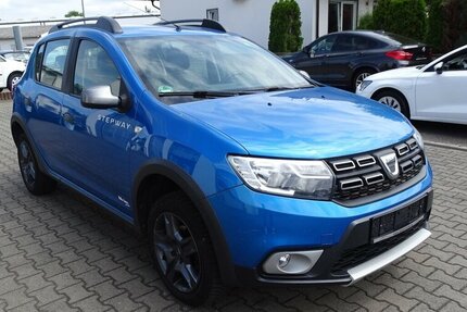 Dacia Sandero 0,9l Stepway Celebration Automatik
