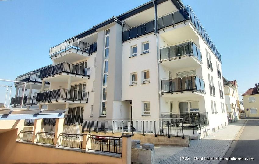 Erstbezug Luxuriöse Penthousewohnung mit 5 Zimmern, 2 Terrassen, Fußbodenheizung und eigenem Aufzug 5 zimmer