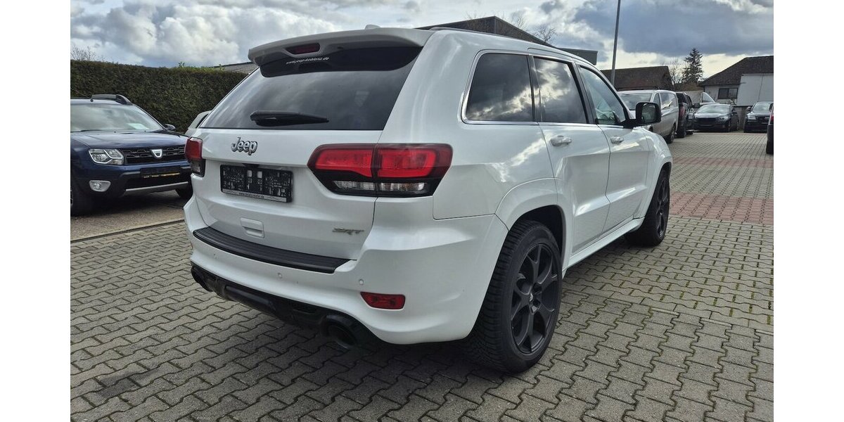 Jeep Grand Cherokee 6.4 V8 HEMI SRT 8-Gang Automatik 250.000 km 16.890 &euro; Rodgau 63110