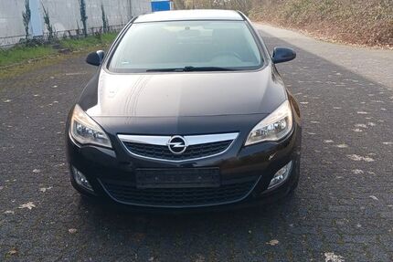 Opel Astra 240.000 km 2.400 &euro; Neu-Isenburg 63263