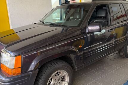 Jeep Grand Cherokee 164.000 km 8.900 &euro; Schöneck 61137