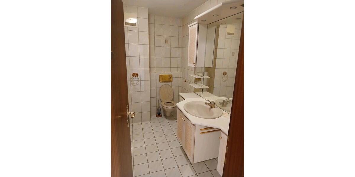 Dachgeschoßwohnung Hanau Groß-Steinheim - 3 Zimmer, 74 m&sup2;, 249.000&euro; | Angebot:24702772