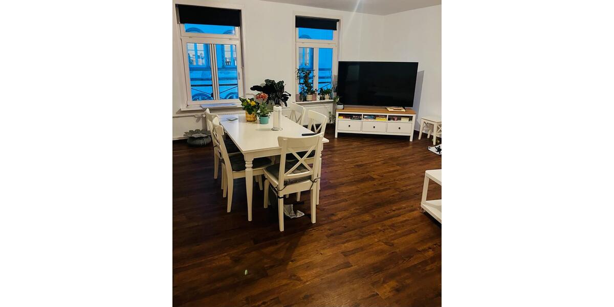 3,5-Zimmer-Wohnung in zentraler Lage – Louisenstraße 3.5 zimmer