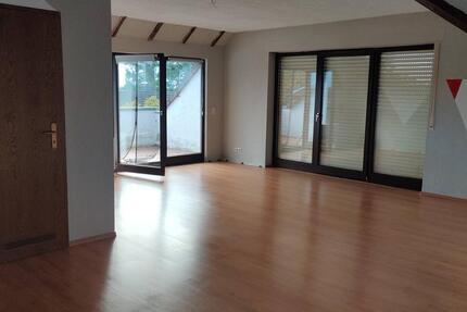 Großzügige 3-Zimmer-Wohnung mit Kellerabstellraum in Hain-Gründau 3 zimmer