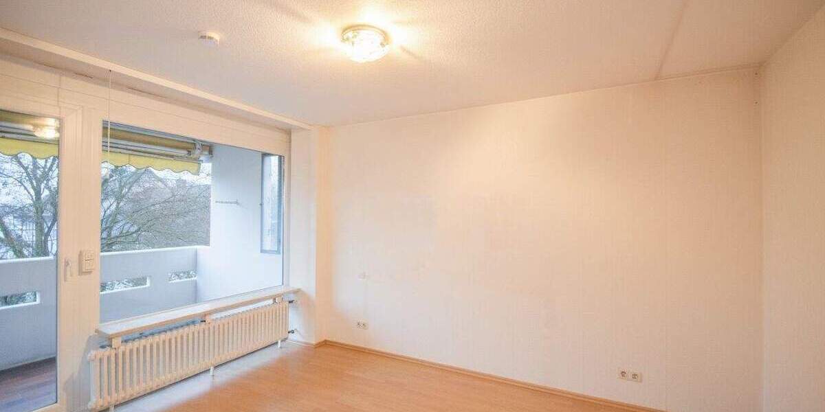 Lichtdurchflutete 3-Zimmer-Wohnung im gepflegten Mehrfamilienhaus mit Pool und Sauna 3 zimmer