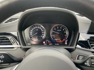 BMW X1 sDrive Sport Line*HUD*M Lenkrad*LED*PDC*Navi 42.700 km 24.890 &euro; Nidderau 61130