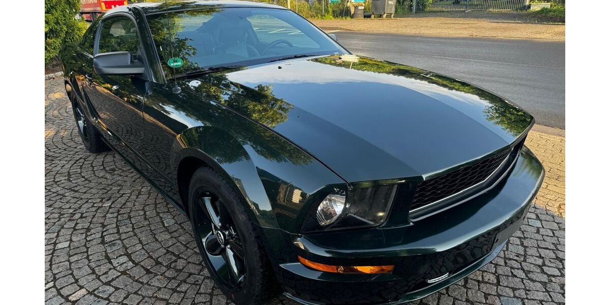 Ford Mustang 84.000 km 29.999 &euro; Schöneck 61137
