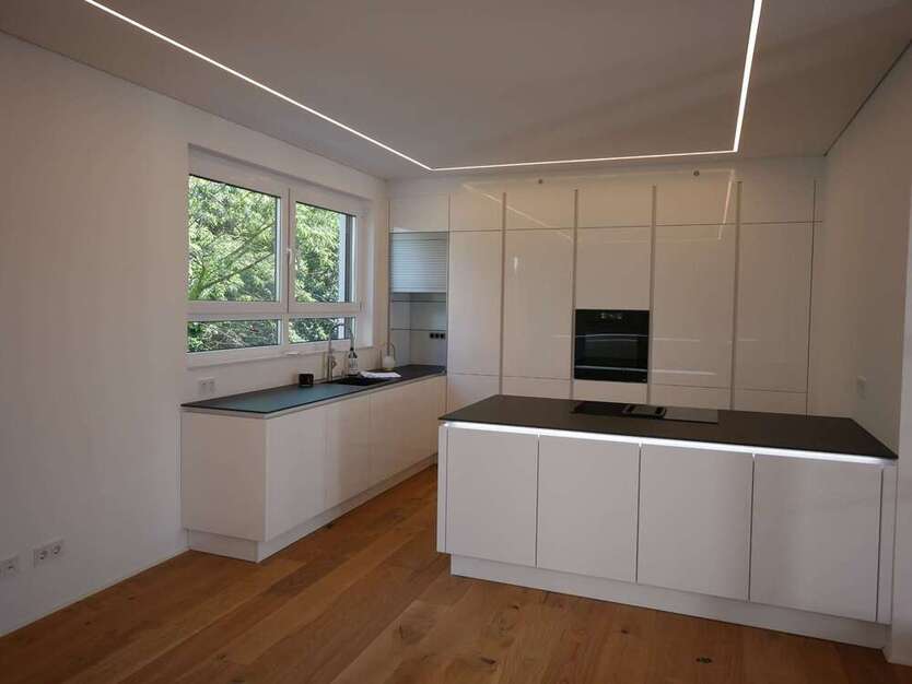 Wohnung zum Mieten in Dreieich 4.600 € 244 m²