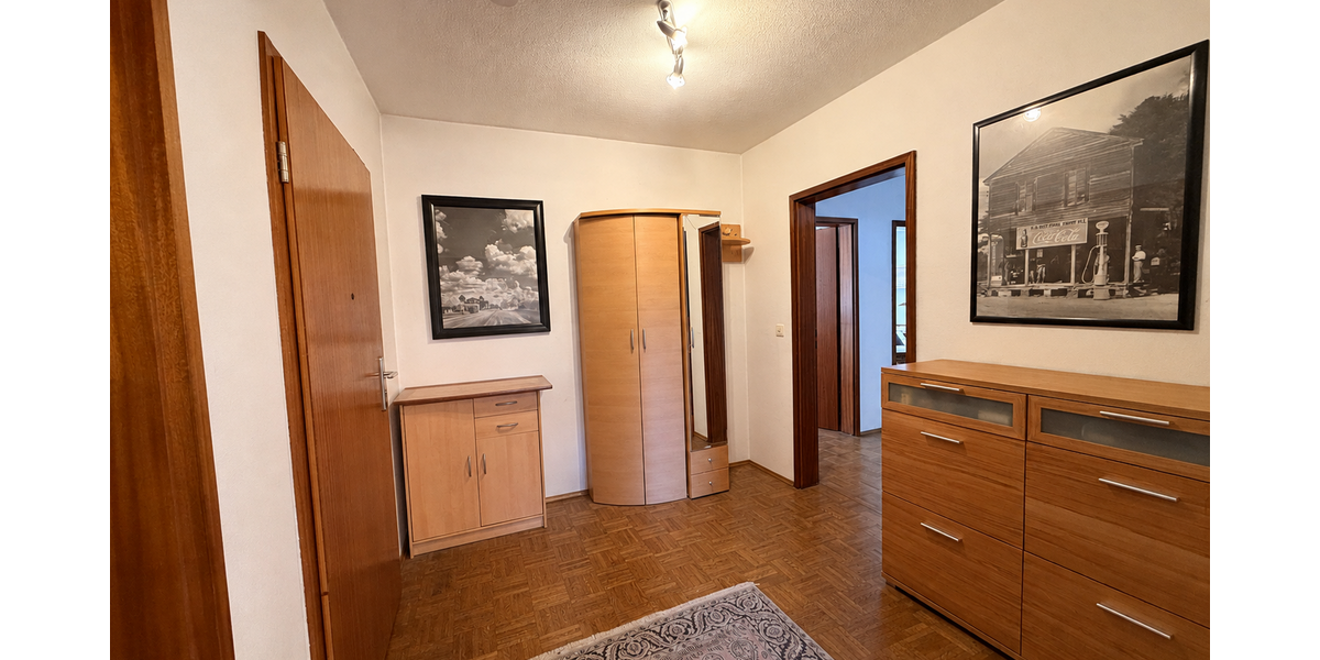 *BITTE TEXT LESEN - MAX. 3 PERSONEN! 3-Zi-Whg. - Südbalkon - ruhige & zentrale Lage* - Etagenwohnung Frankfurt Ginnheim | Angebot:27254515