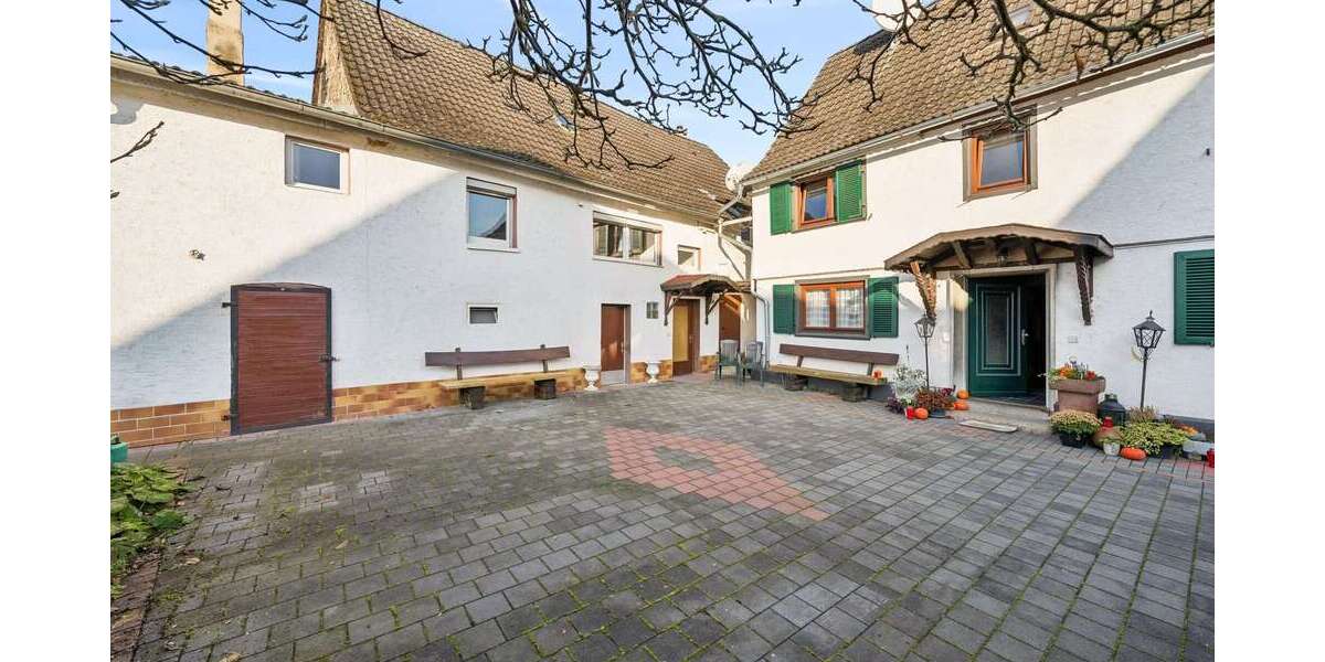 Haus zum Kaufen in Erlensee 425.000 € 211 m² 12 zimmer